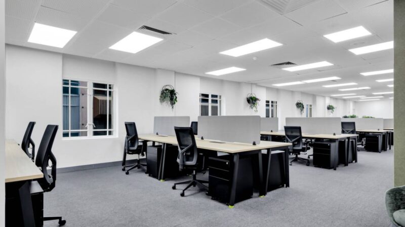 premium office suite L3 Spot Co-working large
