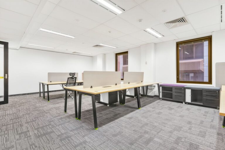 private office Spot Co-working aca6 large