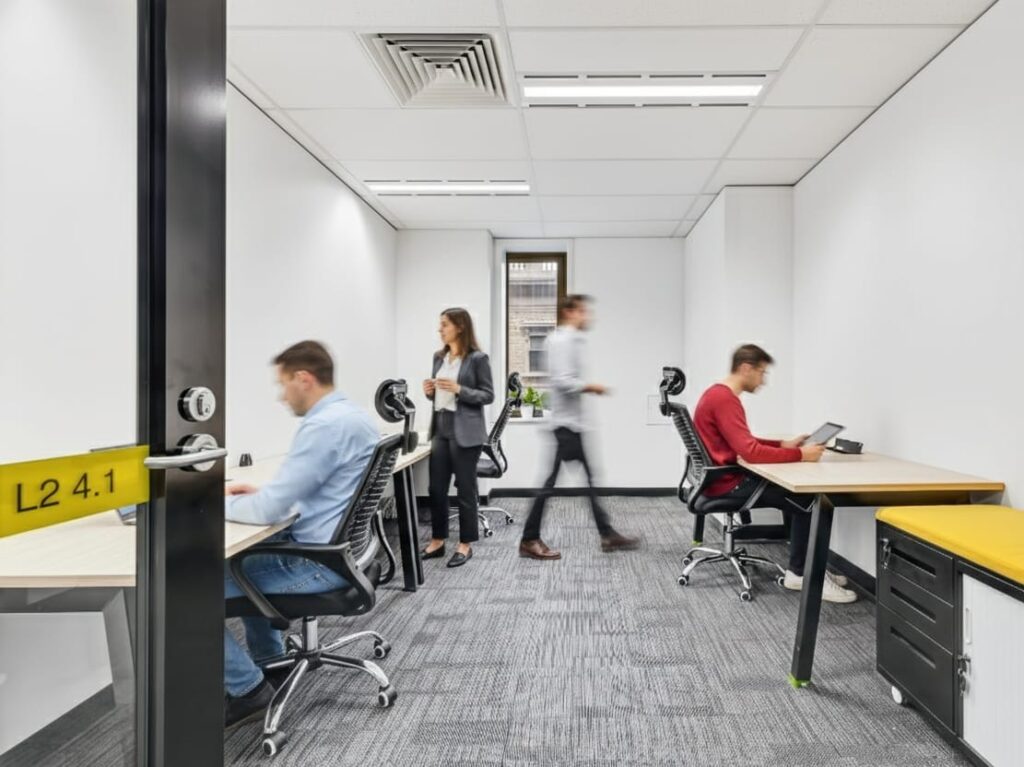 private office Spot Coworking people 0d69